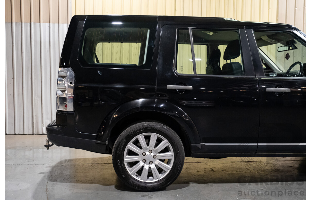 12/2016 Land Rover Discovery 4 3.0 TDV6 MY16 4d Wagon Ultimate Black Metallic V6 Turbo Diesel 3.0L - 7 Seater