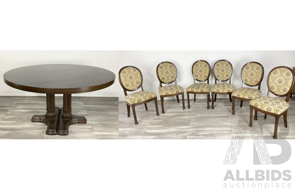 Round Indian Hardwood Dining Table with IX CHAIRS