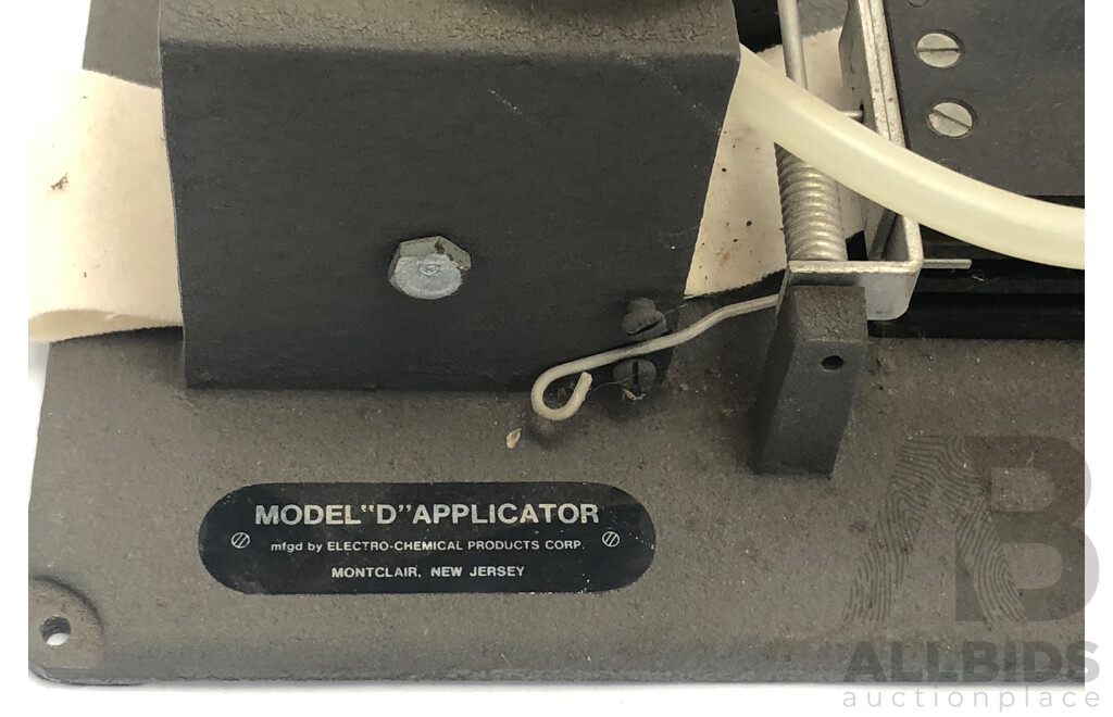 Vintage Model D Applicator