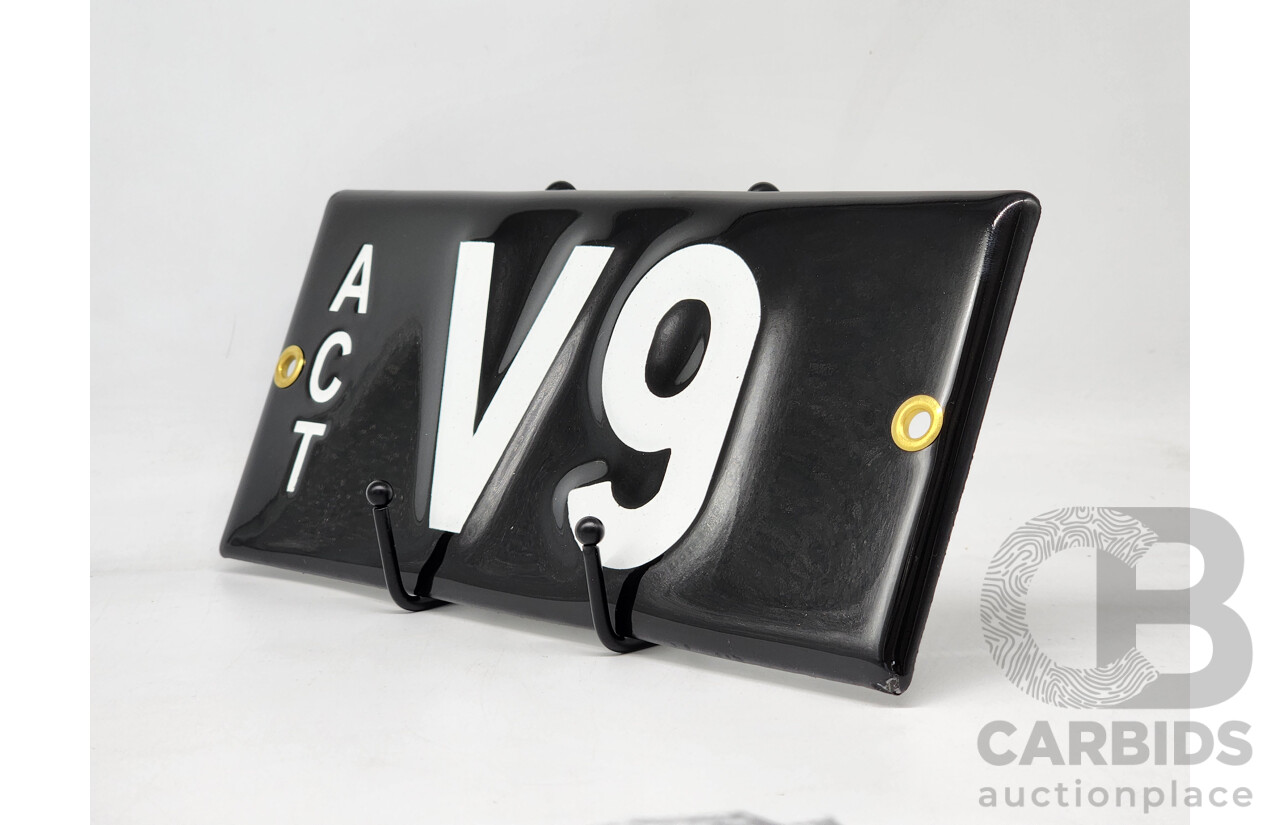 ACT Two Character Alpha Numeric Number Plate - V9 (Letter V, Number 9)