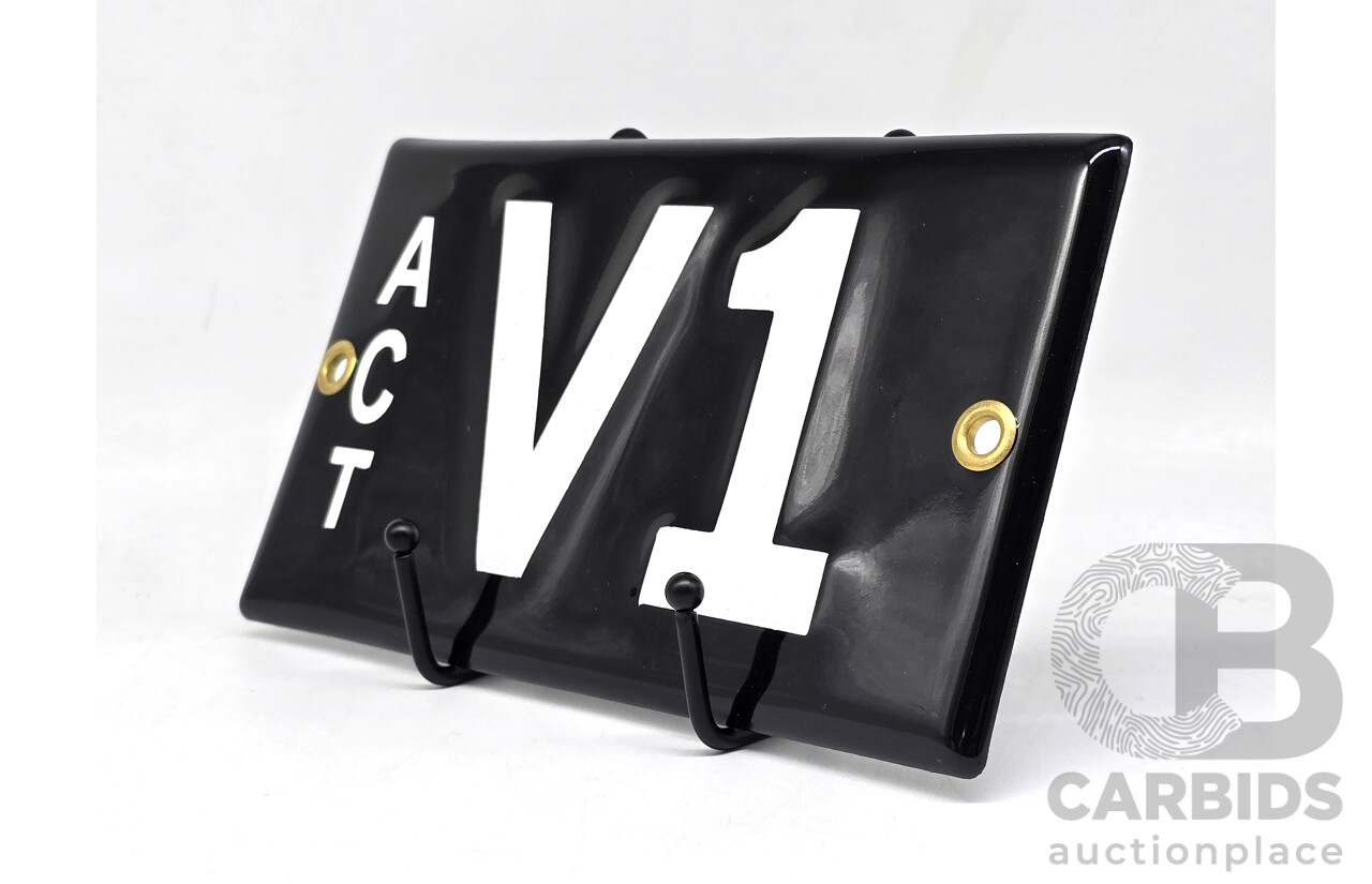 ACT Two Character Alpha Numeric Number Plate - V1 (Letter V, Number 1)