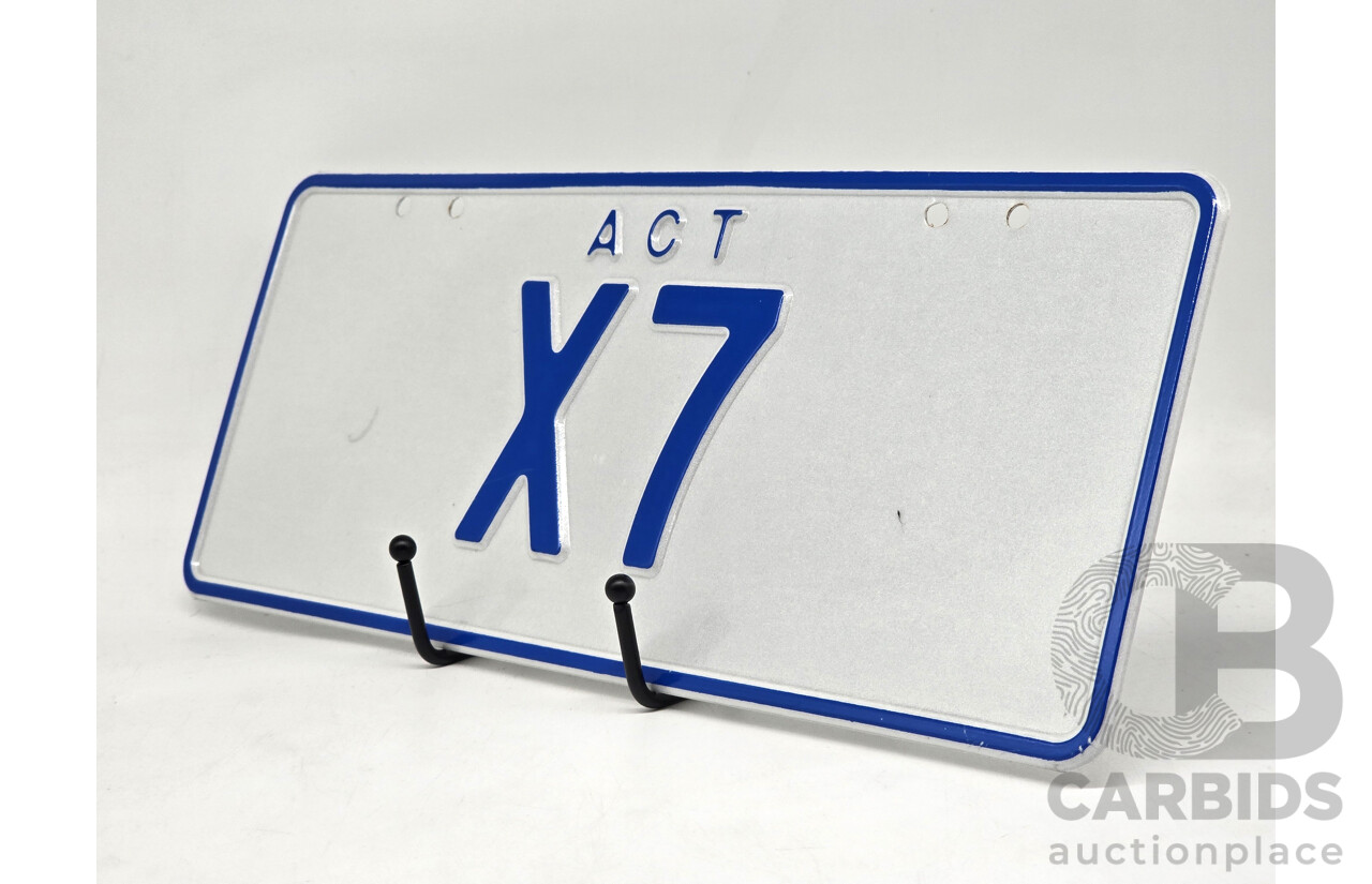 ACT Two Character Alpha Numeric Number Plate - X7 (Letter X, Number 7)