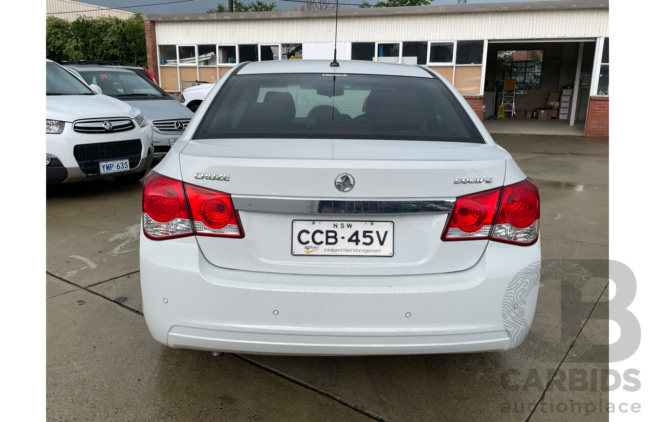 8/2015 Holden Cruze Equipe JH MY15 4d Sedan White 1.8L