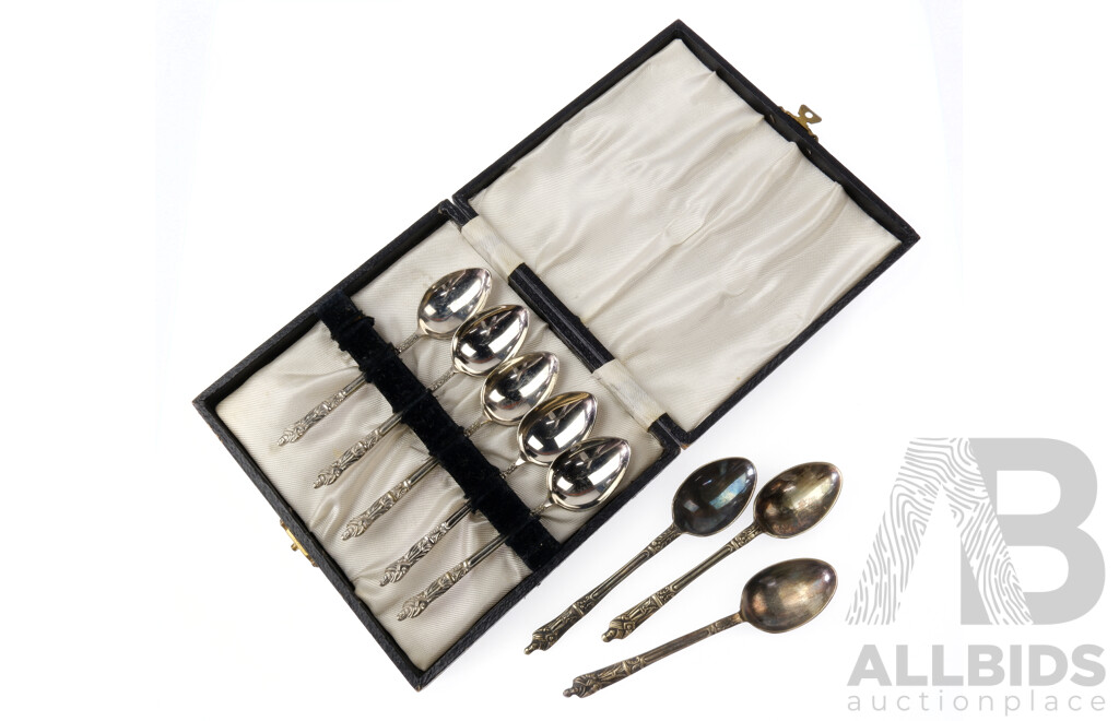 Vintage Silver Plate Set of Five Apostle Teaspoons Along with Another Three Different Silver Plate Apostle Spoons in Case