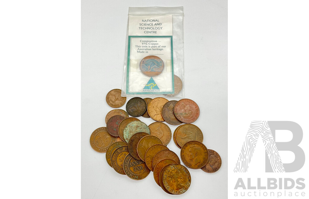 Collection of Australian KGV, KGVI and QE2 Pennies, Examples From Every Decade Includes Eight KGV, KGVI and QE2 Half Pennies (31)