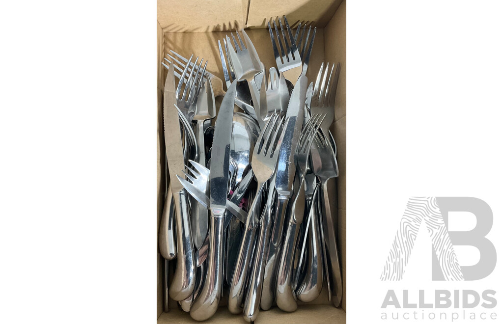 Mixed Assortment of Cutlery Including Stanley and Rodgers