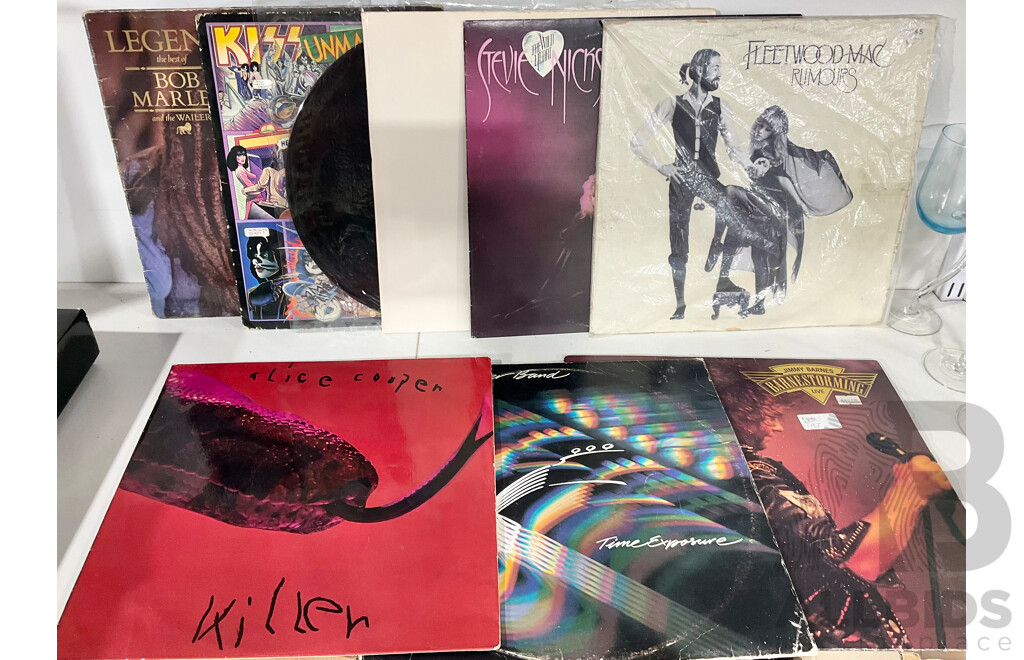 Good Collection of Vintage Vinyls Inlcuding KISS, Fleetwood Mac, Jimmy Barnes and More