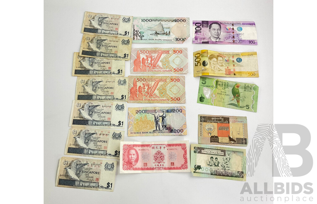 Collection of International Polymer and Paper Bank Notes Including Philippines, Fiji, Vanuatu, Kuwait and Singapore