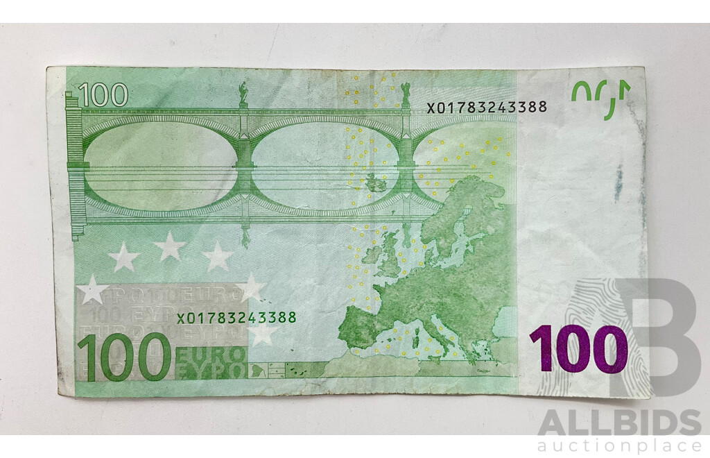 One Hundred Euro Bank Note XO17 83243388