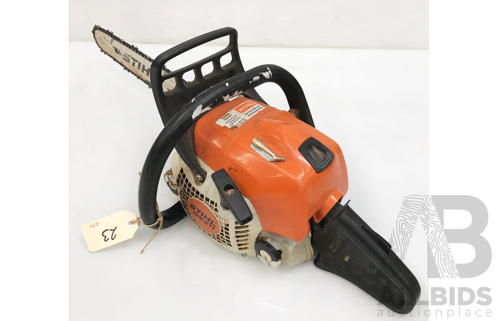 STIHL MS211 Chainsaw