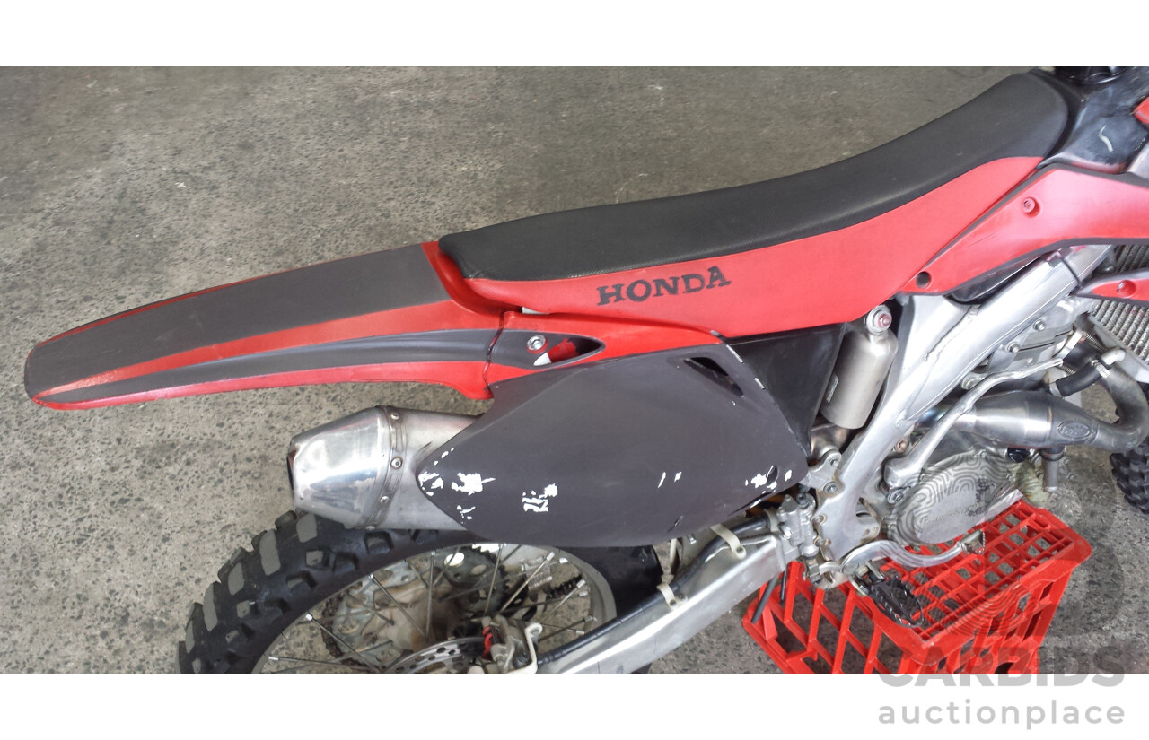 2008 Honda CRF450R Motorcycle