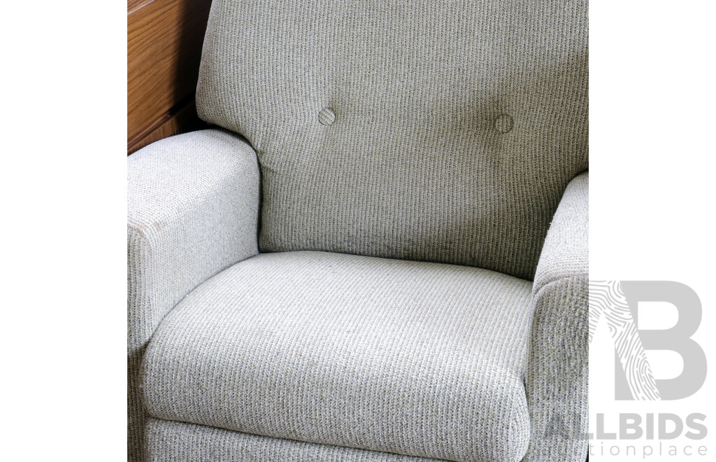 Retro Fabric Lounge Chair