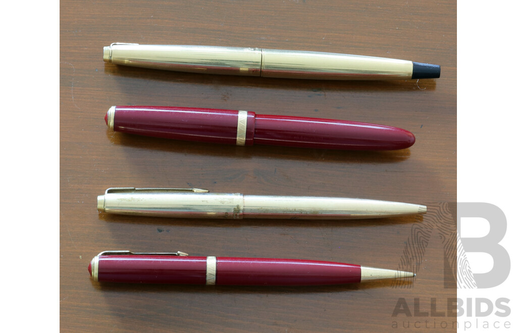 Collection Vintage Parker Pens Including Rolled Gold Fountain and Retracting Ball Point Example Along with Parker Duofold Fountain Pen and Pencil