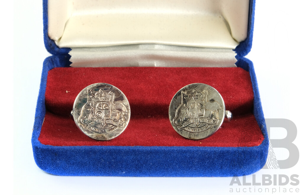 Vintage Cashs Australian Coat of Arms Cufflinks with Australian Institute of Company Directors Inscription