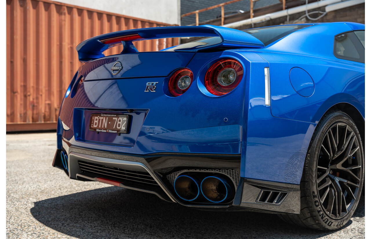 10/2021 Nissan GT-R R35 Premium MY21.5 (AWD) 2d Coupe RCB Bayside Blue Twin Turbo 3.8L