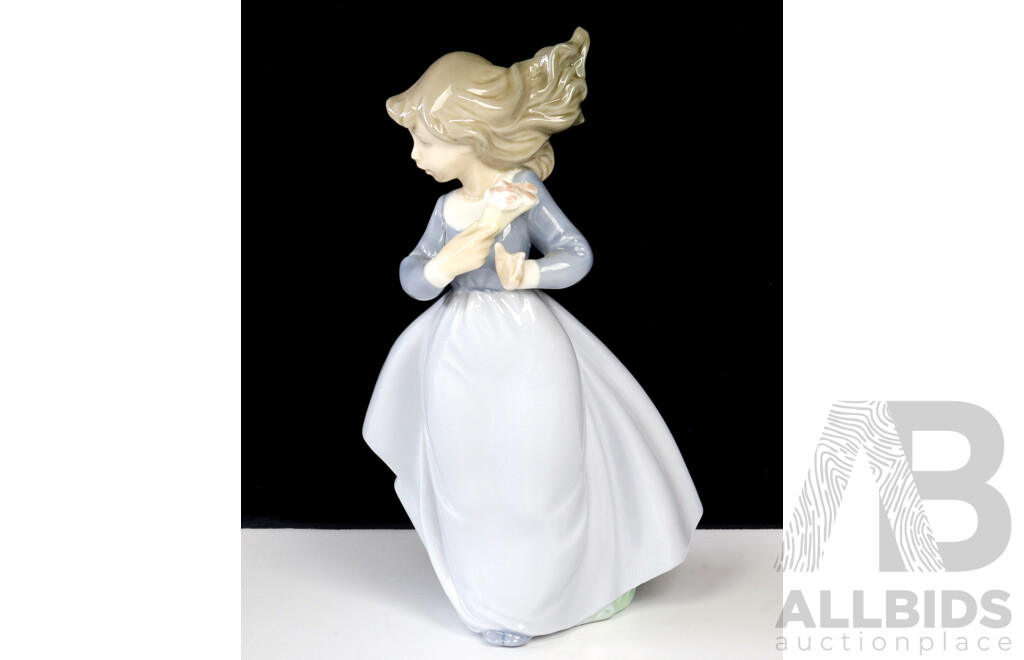 Nao by Lladro Porcelain Figure of Girl with Flower Posy