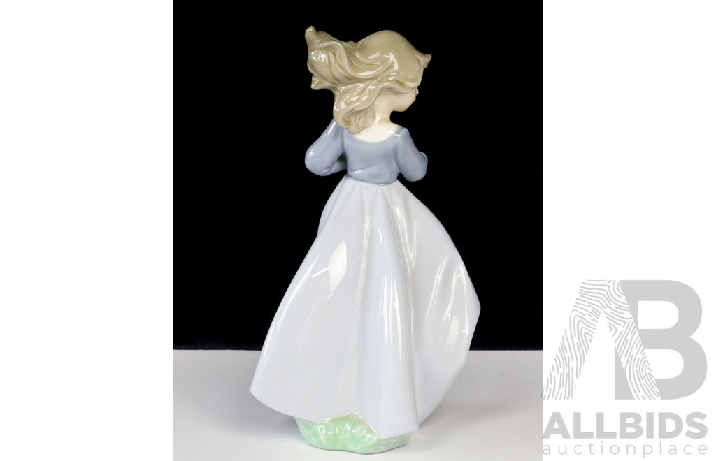Nao by Lladro Porcelain Figure of Girl with Flower Posy