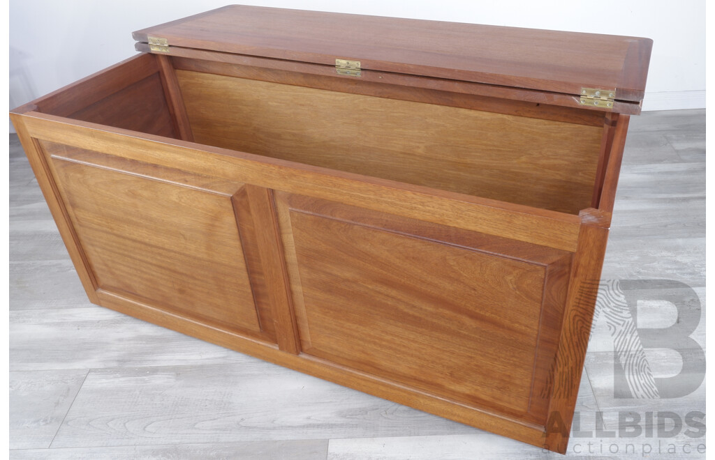 Large Vintage Timber Storage Chest