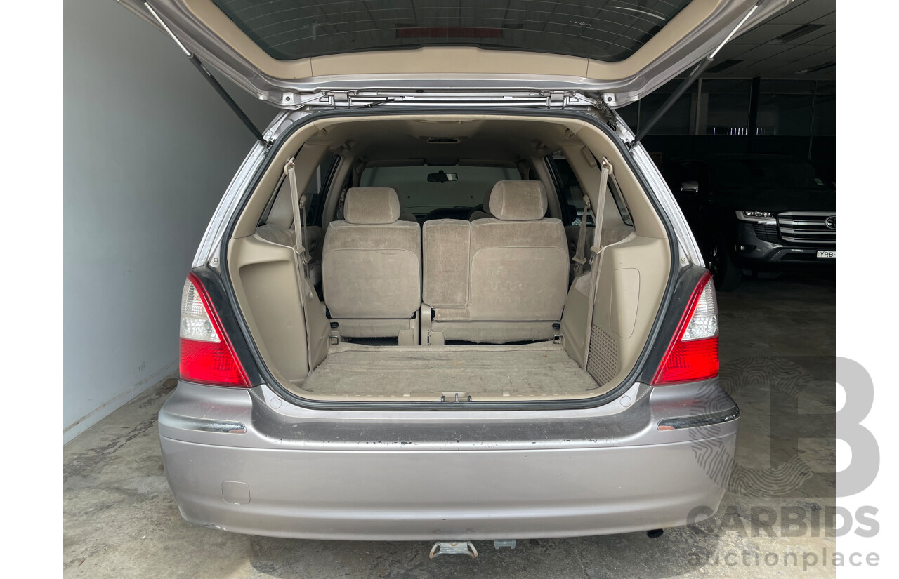 10/03 Honda Odyssey (7 Seat)  FWD  4D Wagon Silver 2.3L