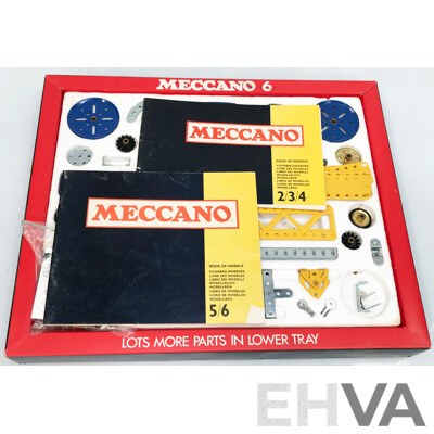 Vintage Meccano Construction Box - 550 Parts Set