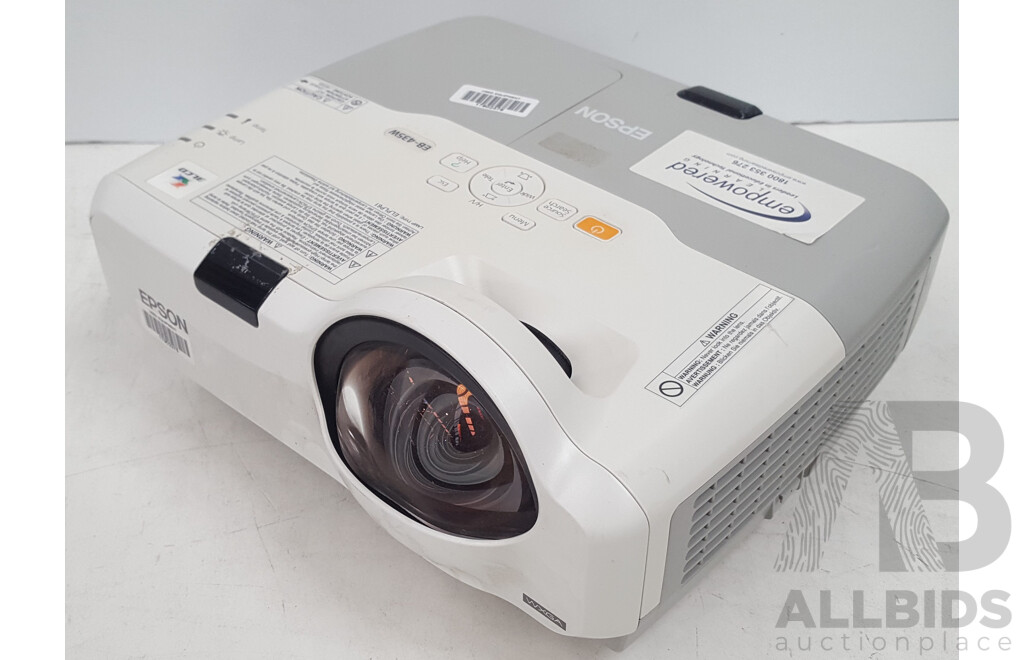 Epson (EB-435W) WXGA 3LCD Projector