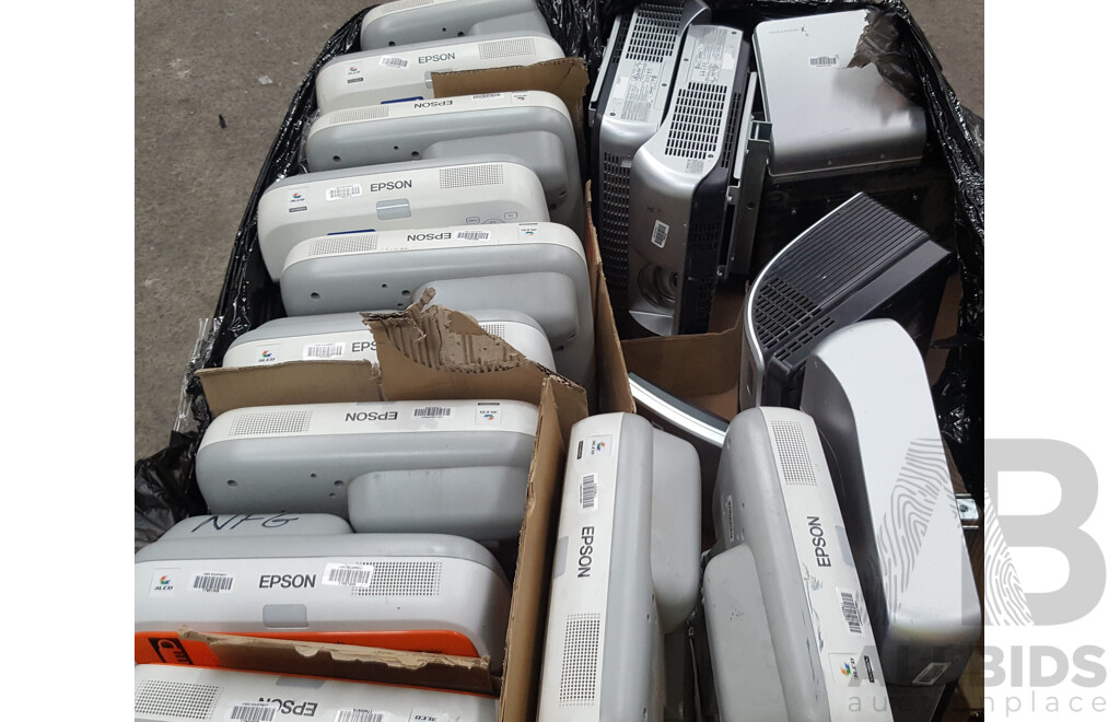 Bulk Lot of Assorted Projectors