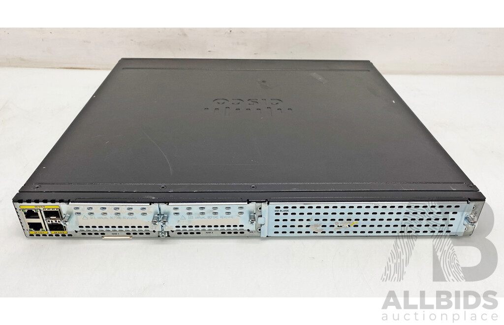 Cisco (ISR4331/K9) 4300 Series Integrated Services Router