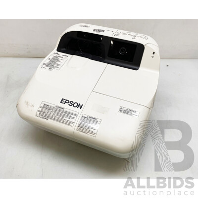 Epson (EB-575Wi) WXGA Ultra Short Throw Projector