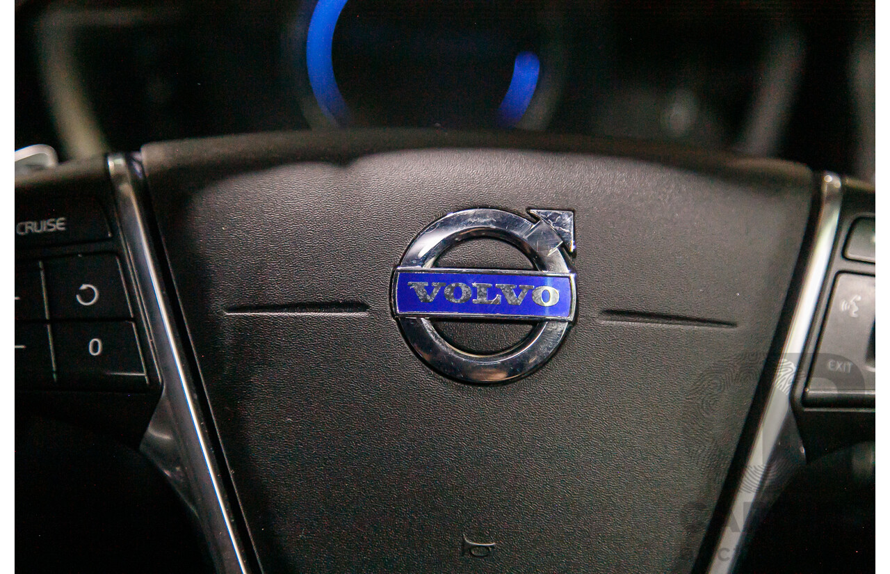 6/2015 Volvo XC60 D5 R-Design (AWD) DZ MY15 4d Wagon Metallic Black Twin Turbo Diesel 2.4L