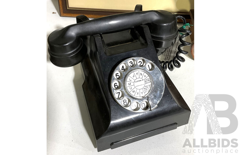 Vintage PMG Type 300 Rotary Telephone