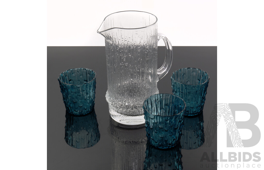 Retro Textured Ultima Thule Style Glass Jug with Three Blue Tumblers