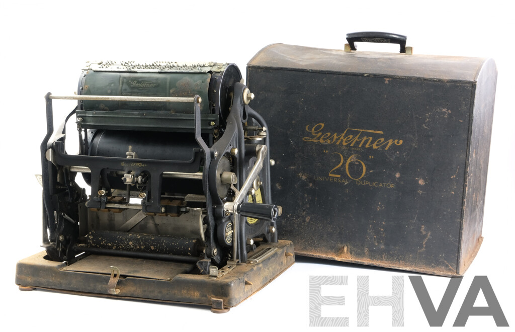 Antique Gestetner ''26''  Universal Cyclostyle Duplicator Machine with Original Carry Case