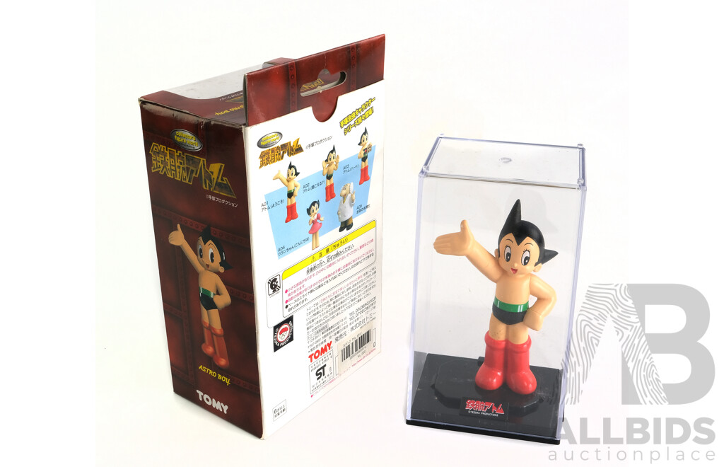 Vintage Tomy/Tezuka Productions Astro Boy Display Figure in Original Box and Packaging