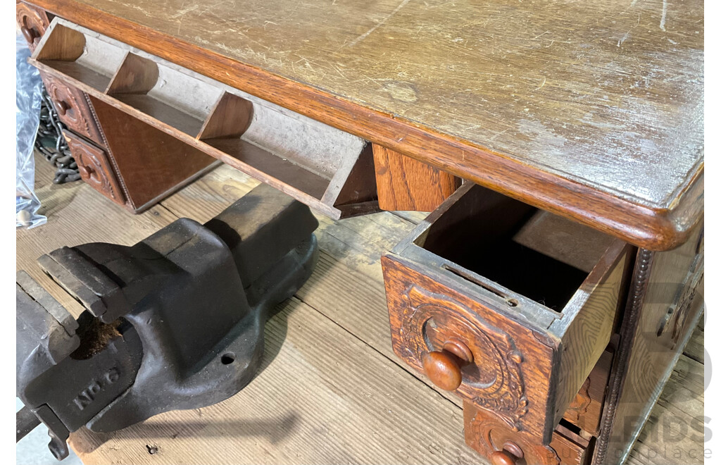 Vintage Singer Desk Hutch/Coffee Table with Oak Sewing Draw Base