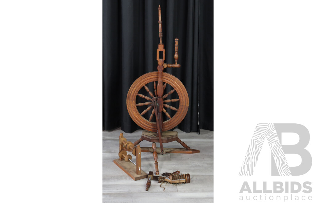 Vintage Oak Treadle Spinning Wheel