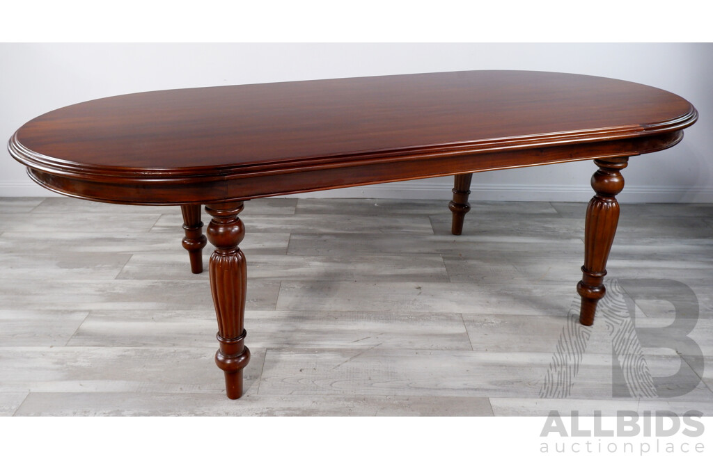 Antique Style Mahogany Dining Table