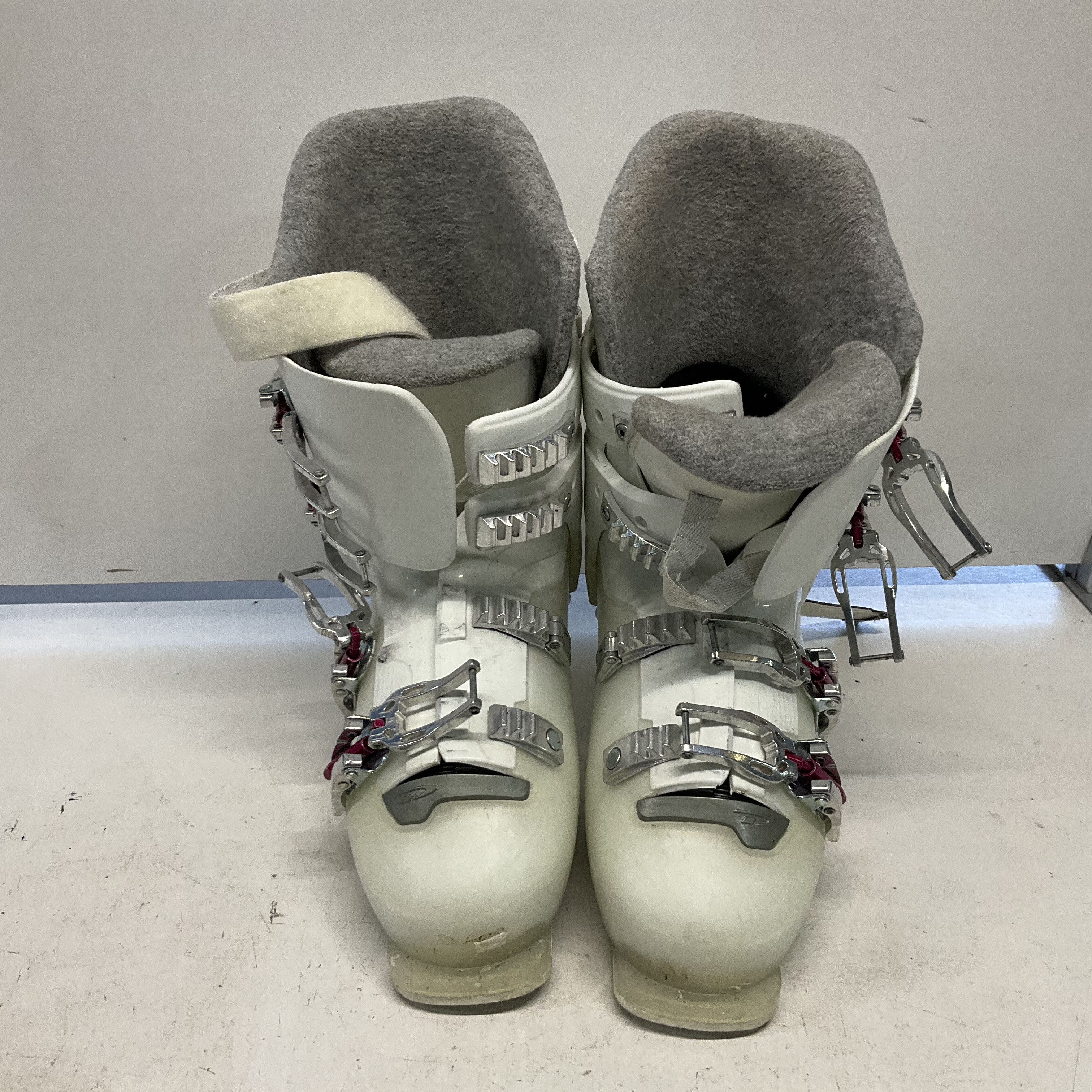 Dalbello ultra 65 women's clearance ski boots