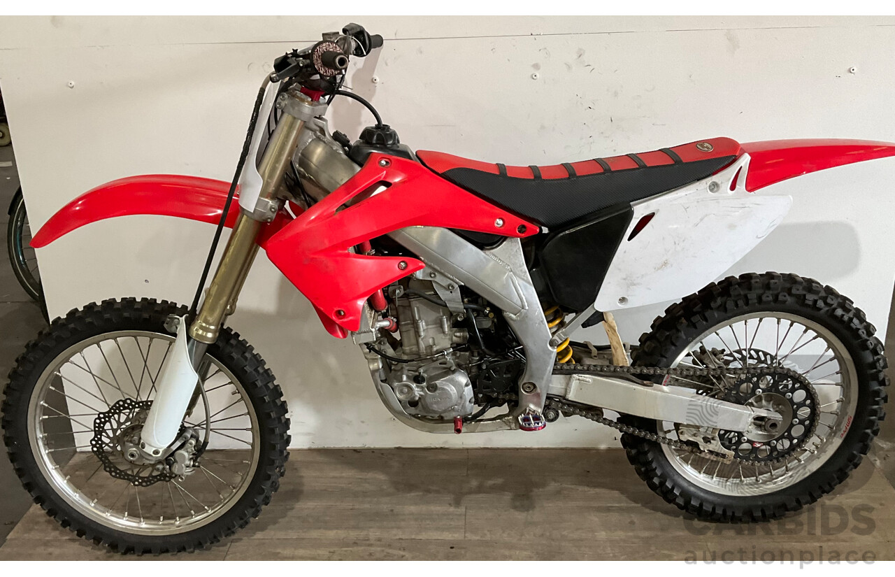 HONDA Dirt Bike