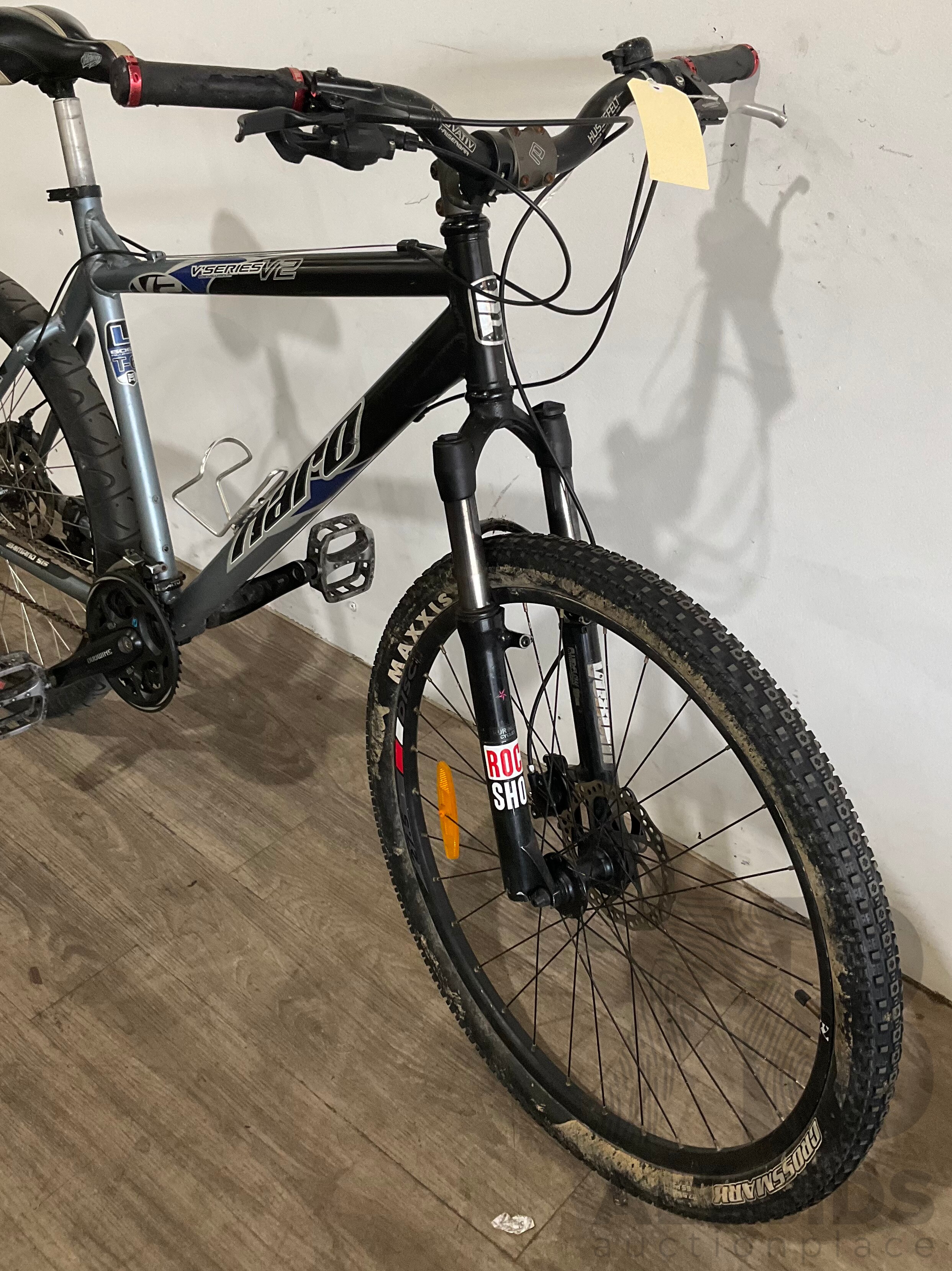 Haro v2 deals mountain bike