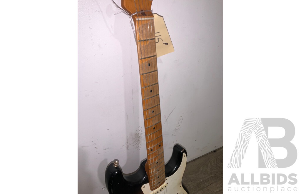 FENDER Brown & White Electric Guitar