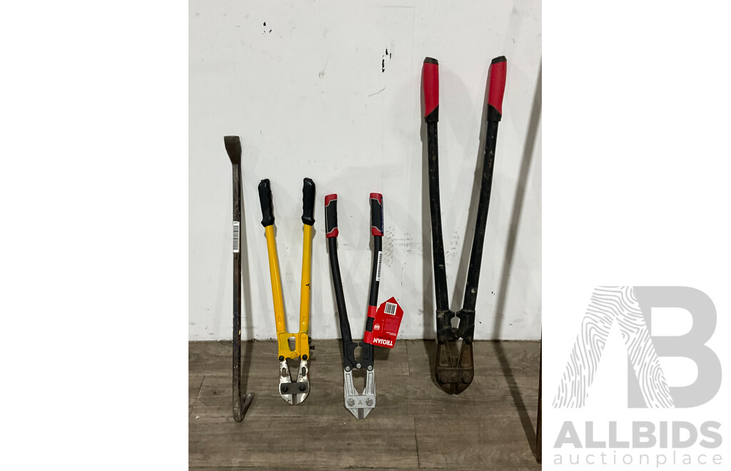 Bolt Cutters (X3), Crowbars (X2) & Sledgehammer