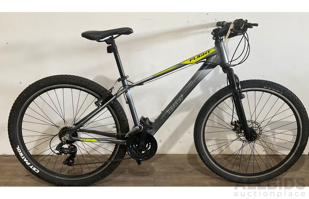 FLIGHT Traverse 2 Mountain Bike