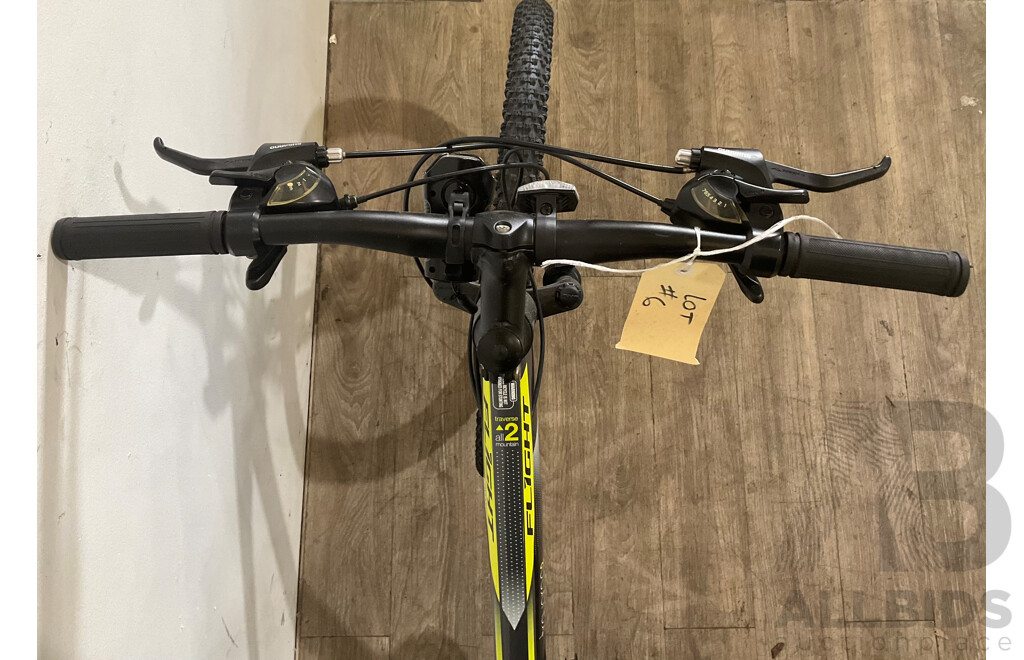 FLIGHT Traverse 2 Mountain Bike