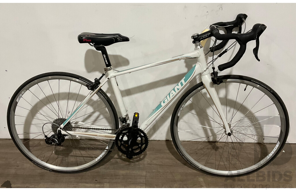 GIANT Liv Avail Bike - Estimated ORP $1,499.00