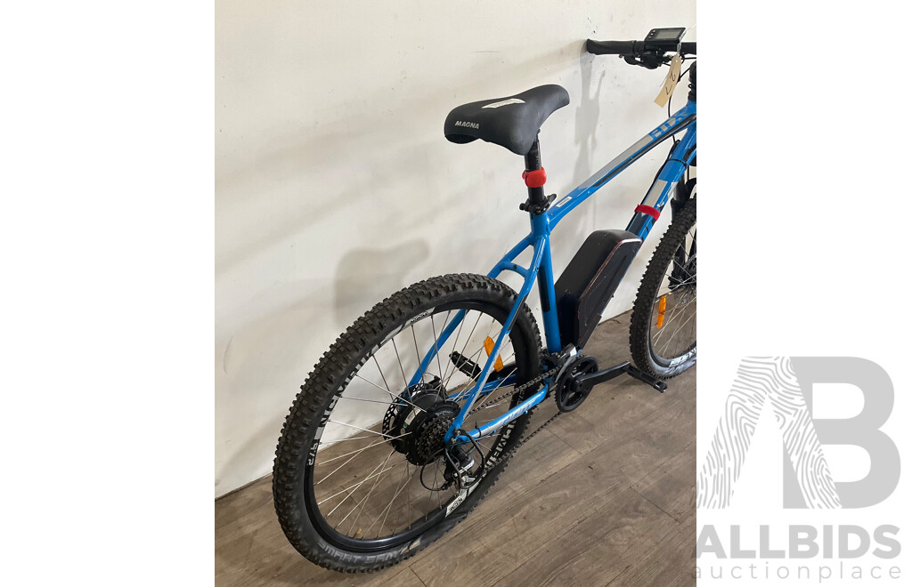 GIANT ATX Mountain Bike Blue - ORP $999.00