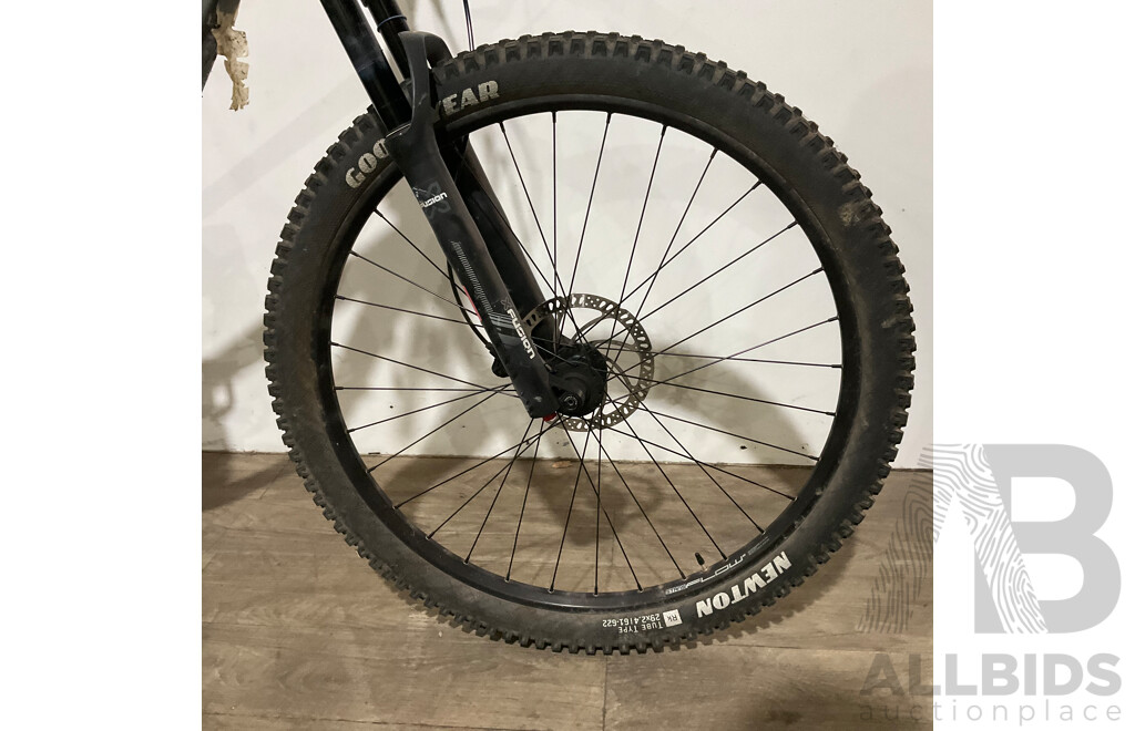 NORCO Fluid Aluminium Bike Black - Estimated ORP $1,999.00
