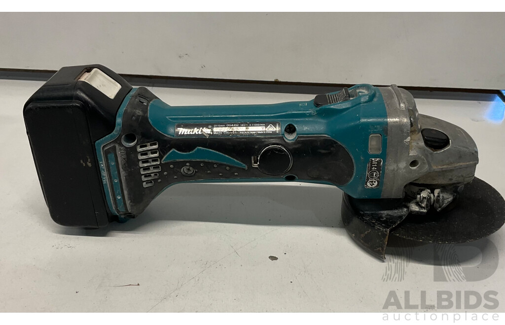 MAKITA DGA452 Slide Switch Angle Grinder with Battery - ORP$299.00