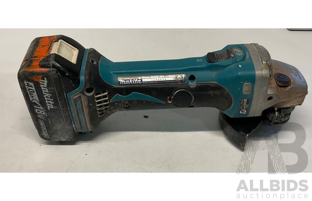 MAKITA DGA452 Slide Switch Angle Grinder with Battery - ORP$299.00