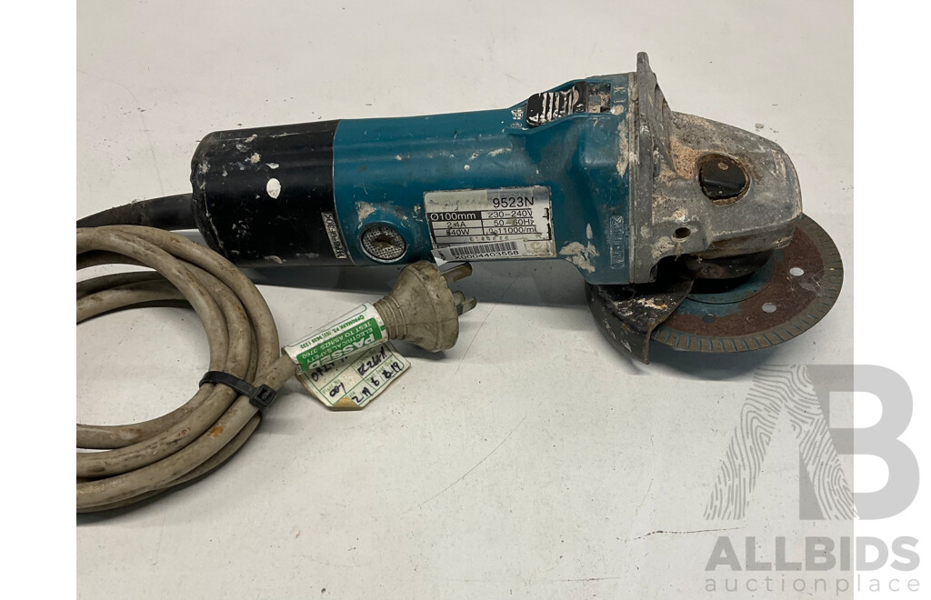 MAKITA 9523N 100mm Corded Grinder