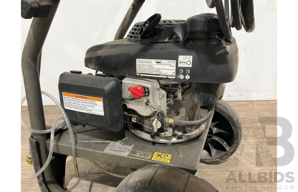 KARCHER Petrol Pressure Cleaner 2800 PSI